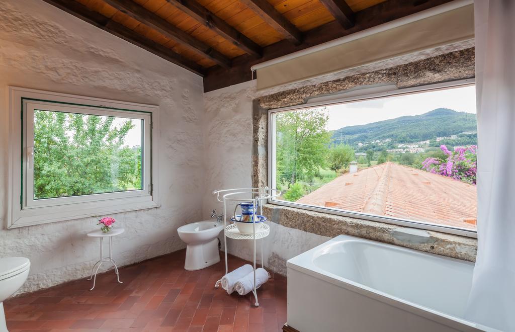 1720 Quinta Da Cancela - Winery & Farmhouse Guimarães Стая снимка