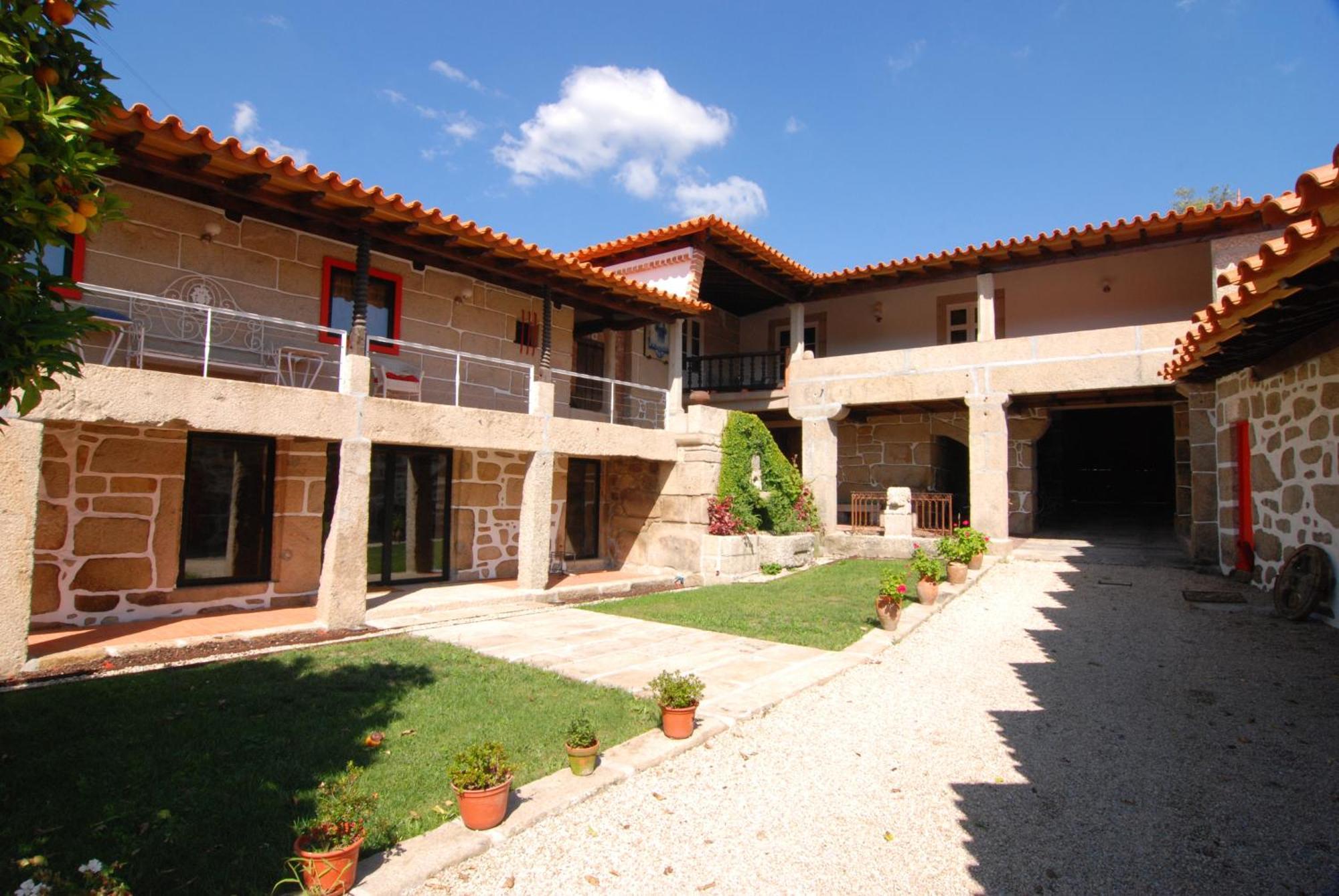 1720 Quinta Da Cancela - Winery & Farmhouse Guimarães Екстериор снимка
